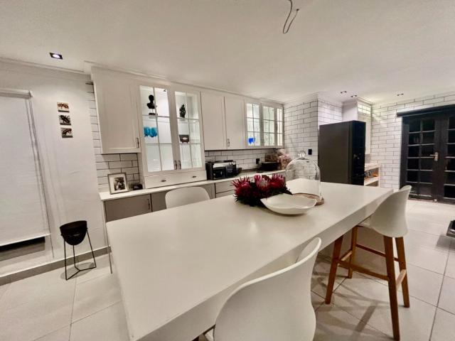 House for rent in Waterkloof, Gauteng