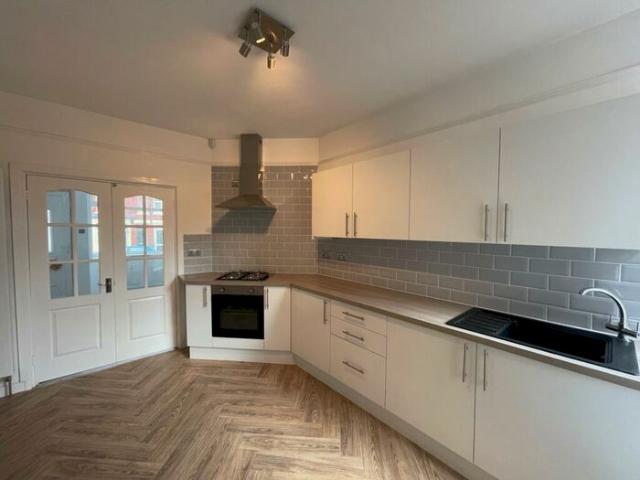 Apartment for rent in Chapelfields, West Midlands
