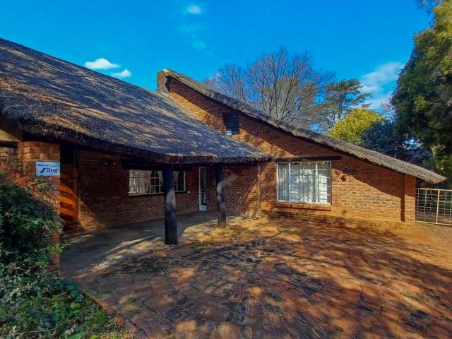 House for rent in Ifafi, Hartbeespoort Dam Nature Reserve
