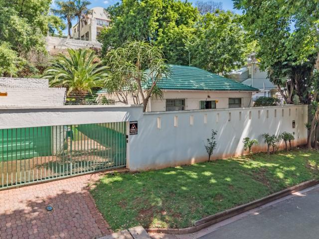House for rent in Vosloorus, Gauteng