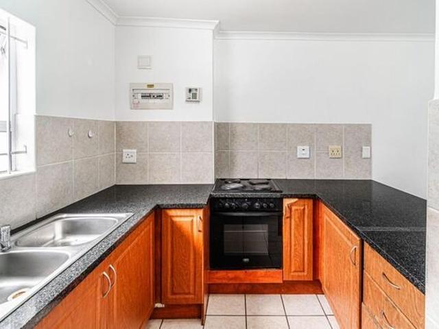 House for rent in Marina Da Gama, City of Cape Town