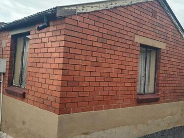 House for rent in Moletsane, Soweto