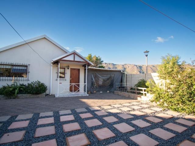 House for rent in Gordon's Bay, Western Cape