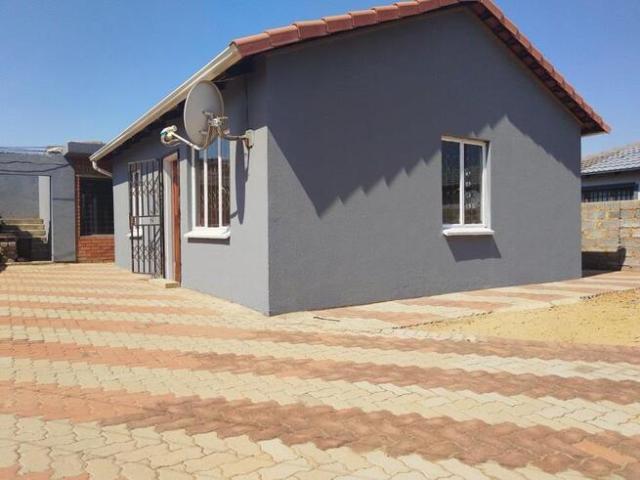 House for rent in Protea Glen, Soweto