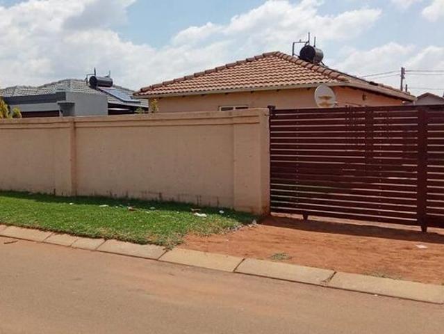 House for rent in Protea Glen, Soweto