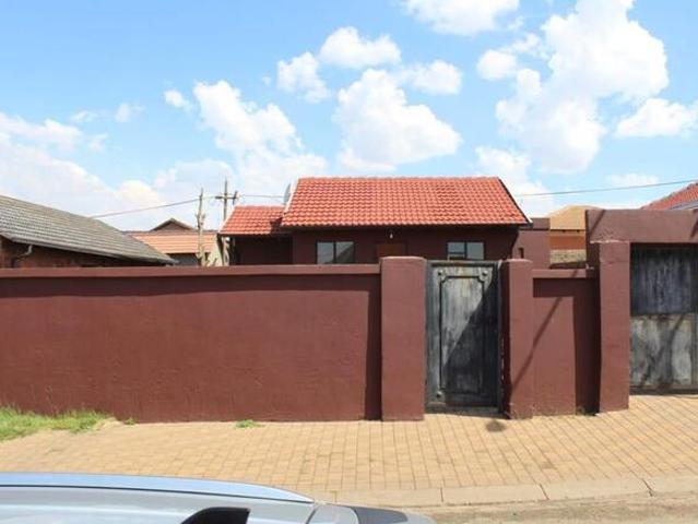 House for rent in Protea Glen, Soweto