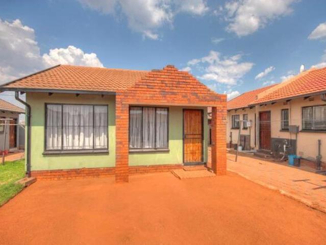 House for rent in Protea Glen, Soweto