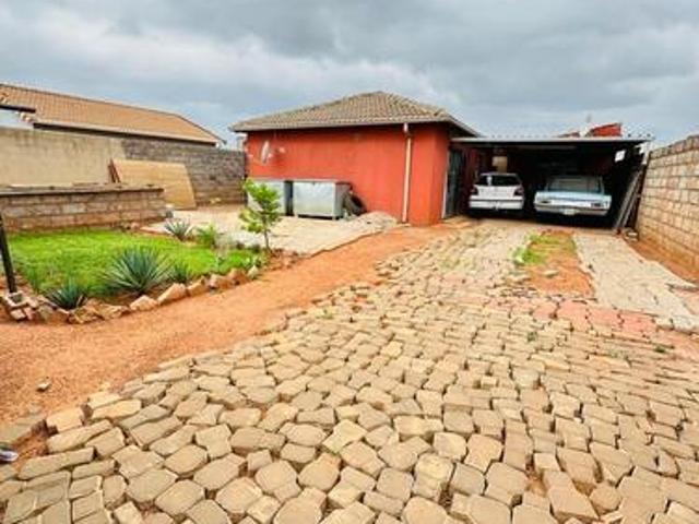 House for rent in Protea Glen, Soweto