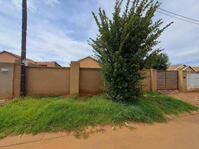 House for rent in Protea Glen, Soweto