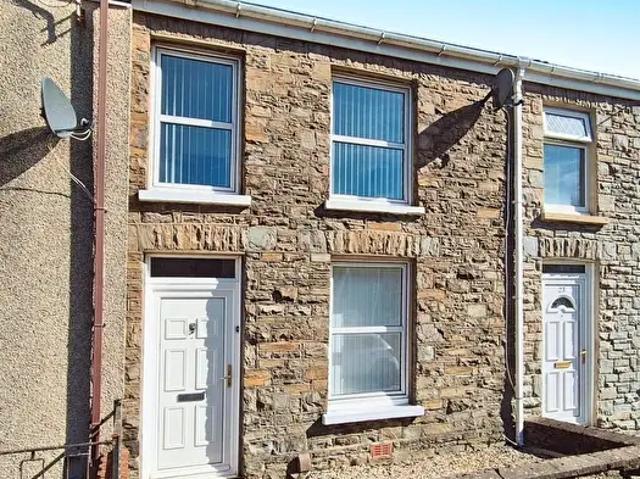 Apartment for rent in Cimla, Neath