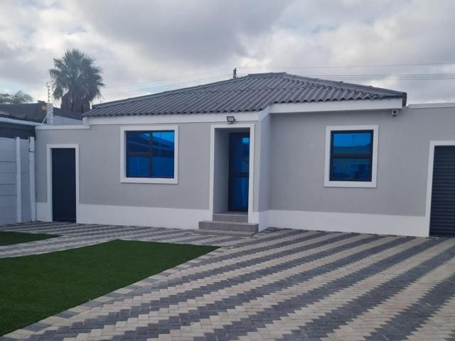 House for rent in Goodwood, Western Cape