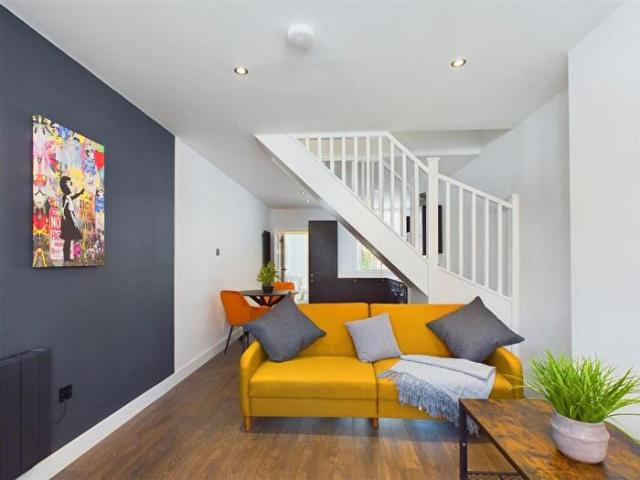 Apartment for rent in Elmfield, Leicestershire