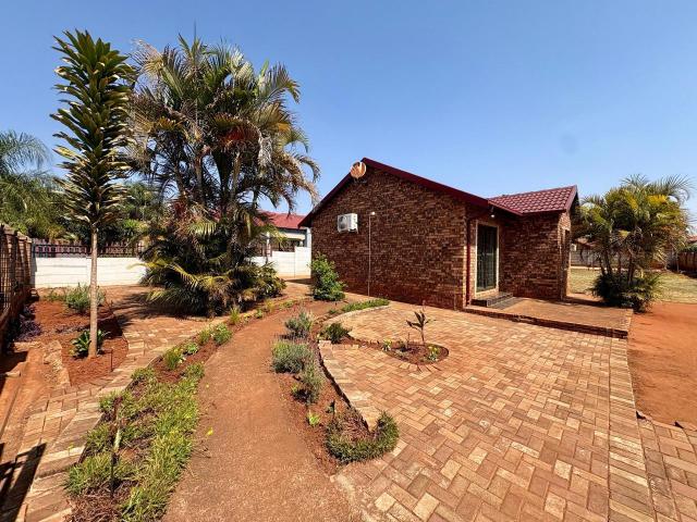 House for rent in Akasia, Gauteng
