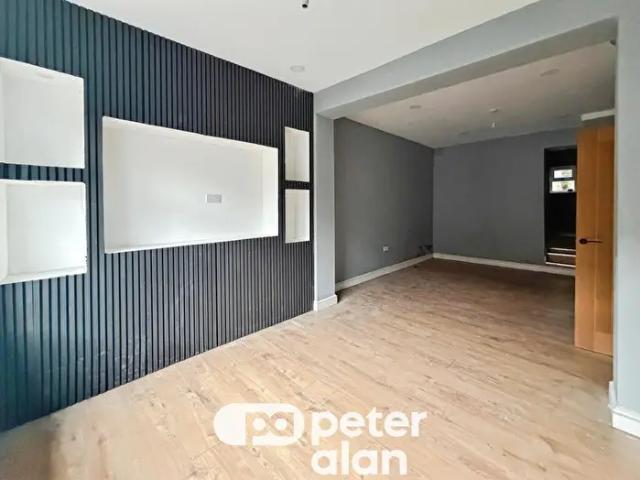 Apartment for rent in Maesteg, Nantyffyllon