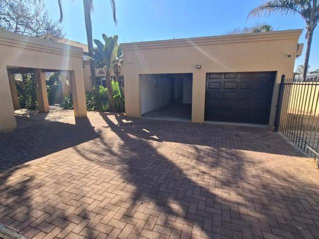 House for rent in Waterkloof, Gauteng