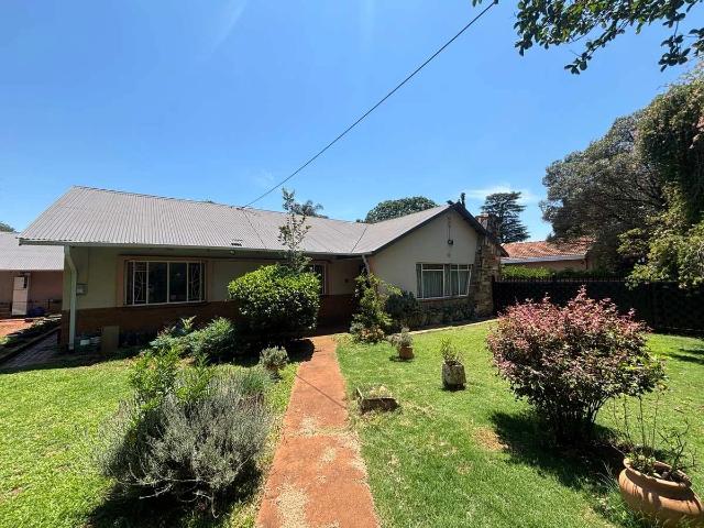 House for rent in Waterkloof, Gauteng