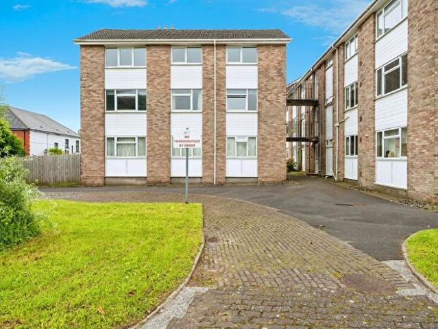 Apartment for rent in Coedffranc, Skewen