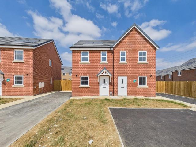 House for rent in Glebe Park, Brayford