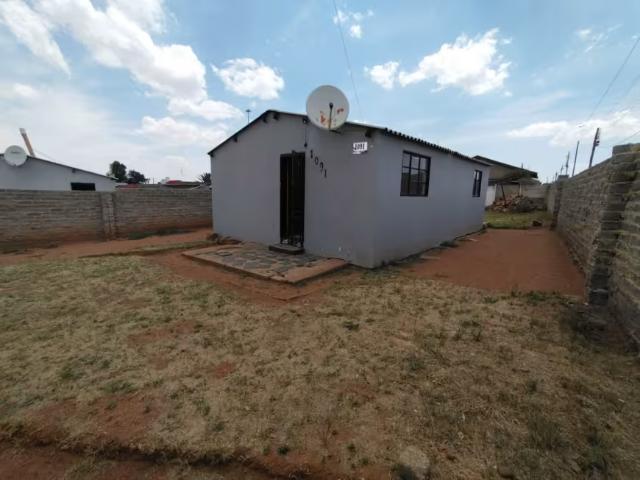 House for sale in Toekomsrus, Randfontein Local Municipality