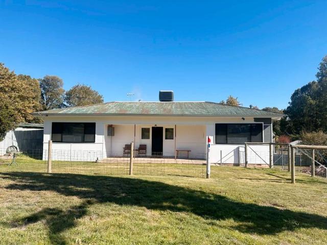 House for sale in Tumbarumba, Snowy Valleys Council