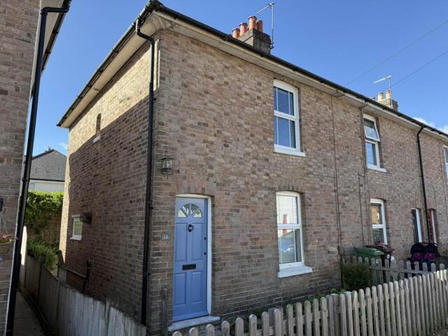 House for sale in Hawkenbury, Sandown Park