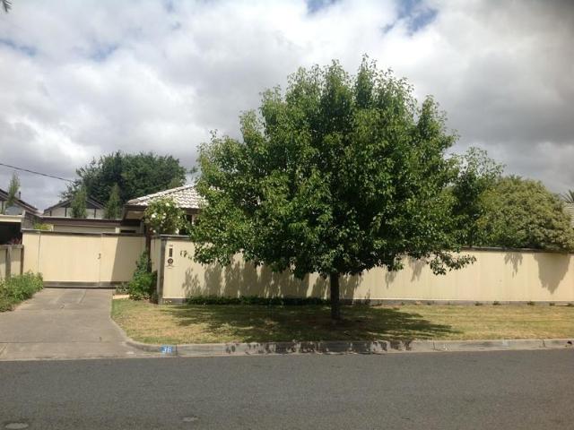 House for sale in Victoria