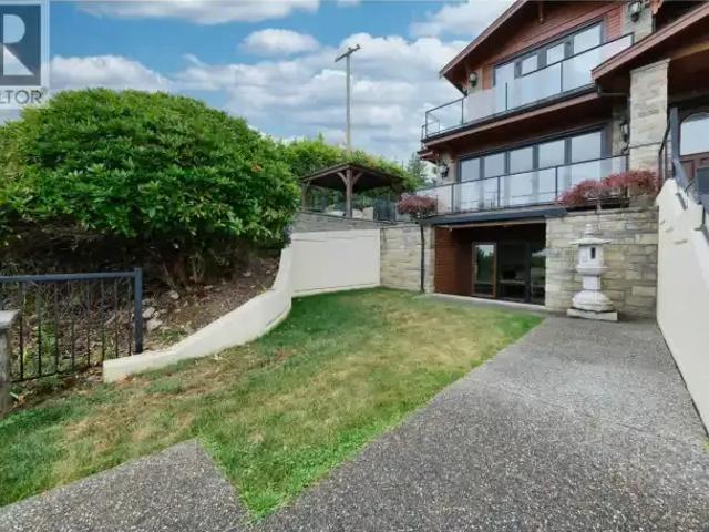 House for rent in West Vancouver, British Columbia