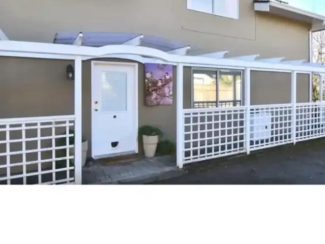 House for rent in White Rock, British Columbia