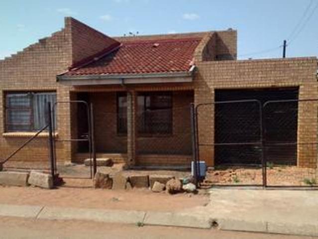 House for sale in Soweto, City of Johannesburg Metropolitan Municipality
