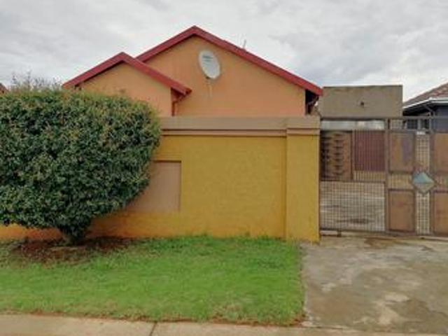 House for sale in Soweto, Gauteng