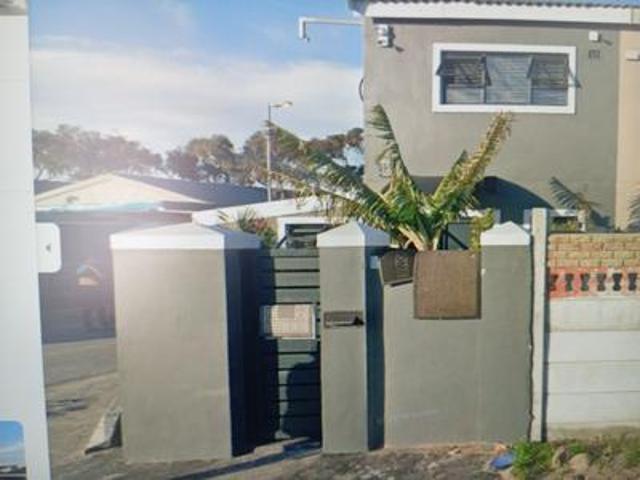 House for sale in Cape Town, Western Cape