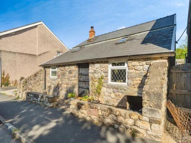 House for sale in Cwmgiedd, Ystradgynlais