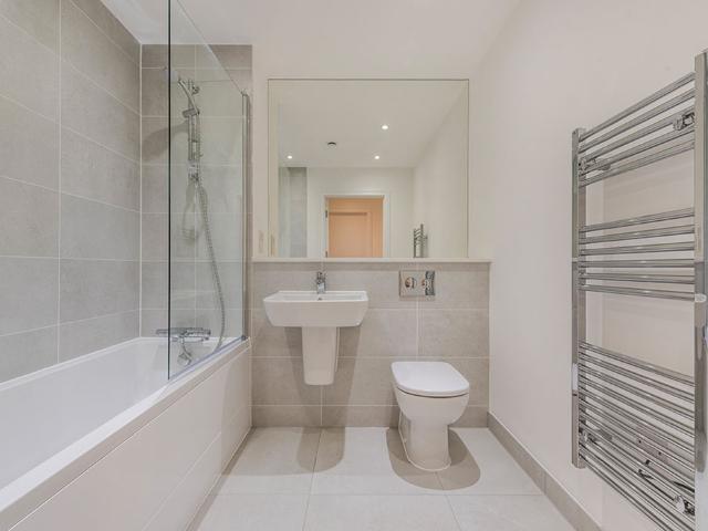 Apartment for rent in High Wycombe, Daws Hill
