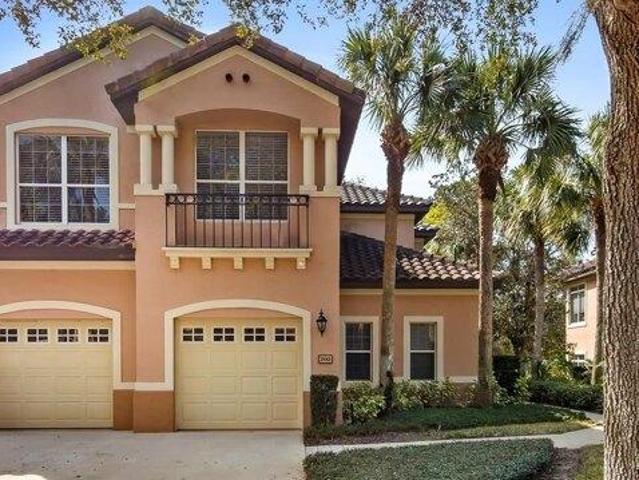 Condo for sale in Howey In The Hills
