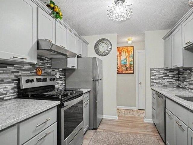 Condo for sale in Hudson, Massachusetts