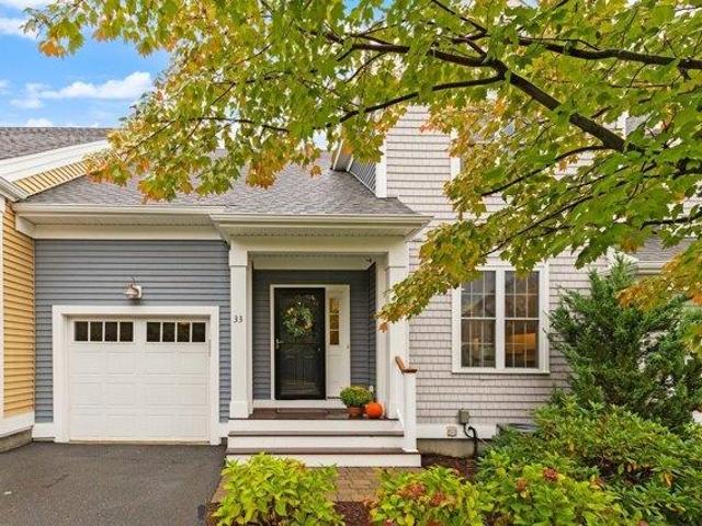 Condo for sale in Hudson, Middlesex County