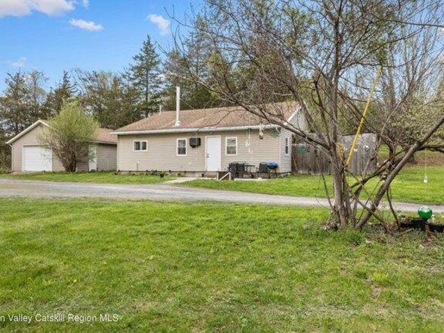 House for sale in Claverack, New York