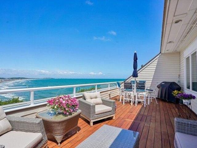 Condo for sale in Hull, Massachusetts