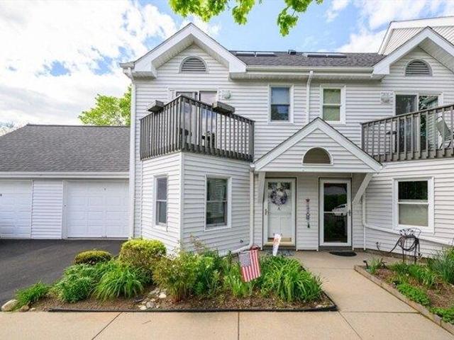 Condo for sale in Hull, Massachusetts