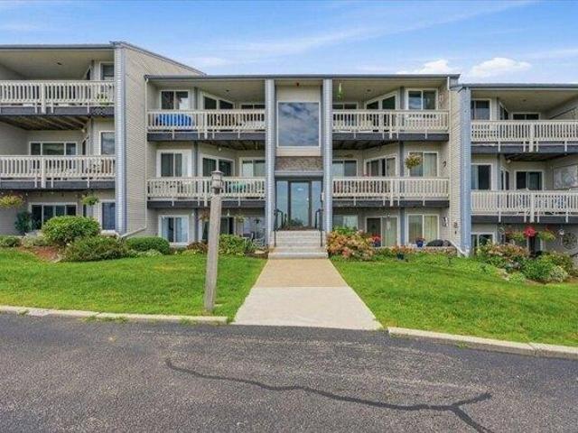 Condo for sale in Hull, Massachusetts
