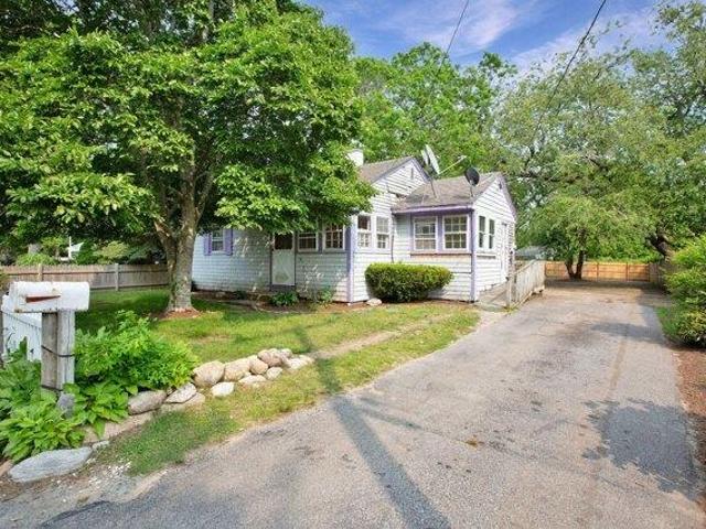 House for sale in Hyannis, Hyannis