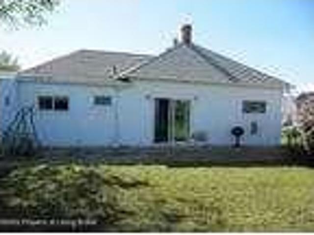 House for rent in Beach