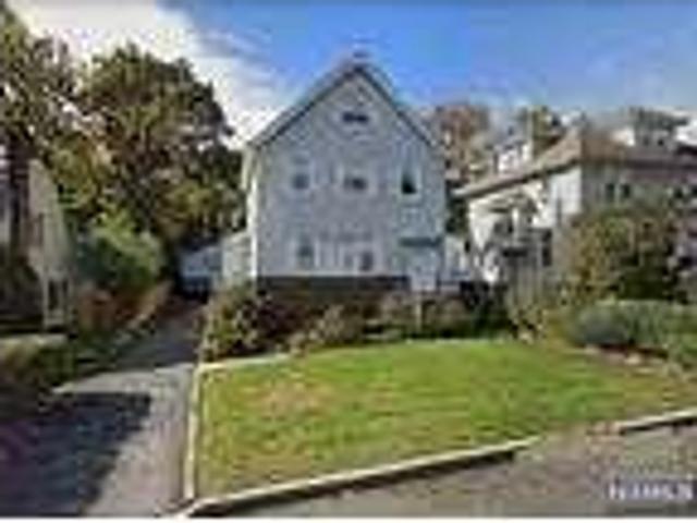 House for rent in Englewood Cliffs, New Jersey