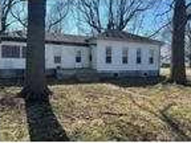 House for rent in Raymond, Illinois