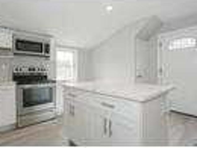 House for rent in Saddle Brook, New Jersey