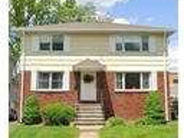 House for rent in Saddle Brook, New Jersey
