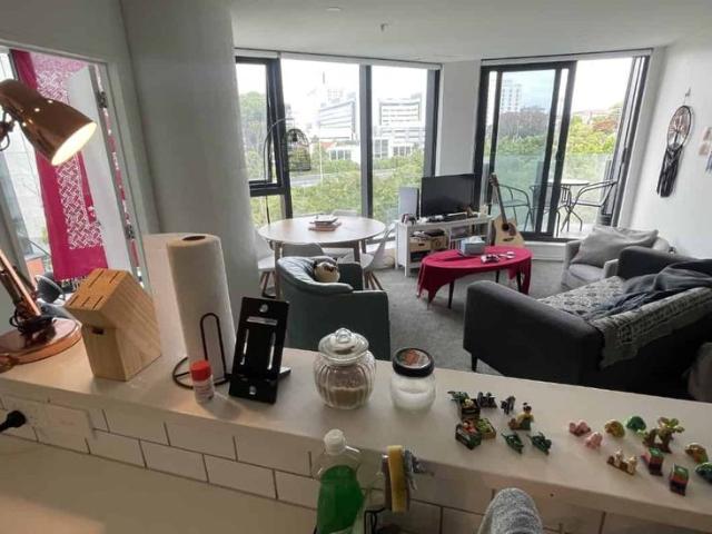 Apartment for rent in Newton, Auckland