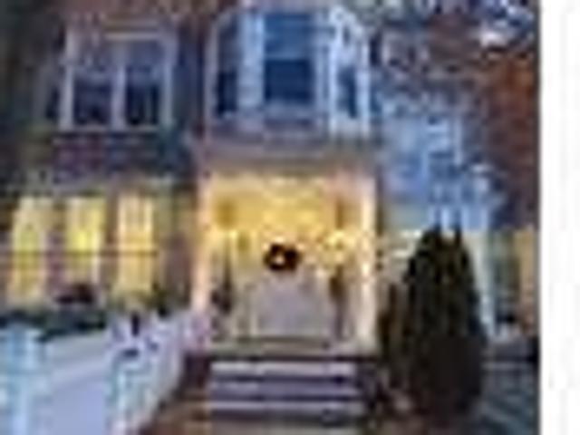 House for rent in Auburndale, Massachusetts