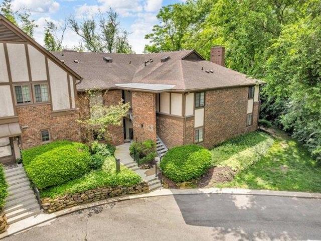 Condo for sale in Indianapolis, Indiana