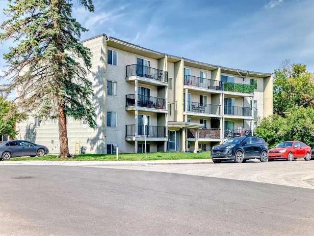 Condo for rent in Northwest, Alberta